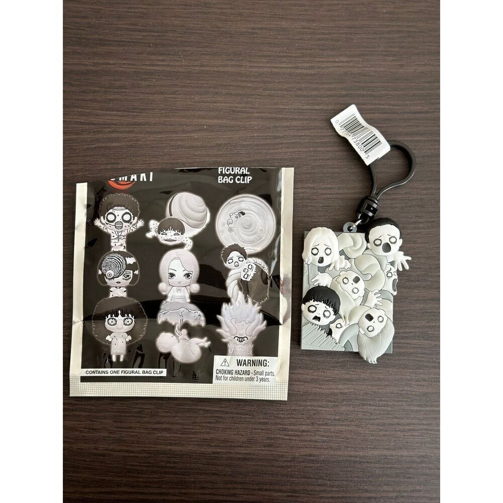 Junji Ito Uzumaki Group Portrait Blind Bag Figural Keychain Exclusive (CHASER)